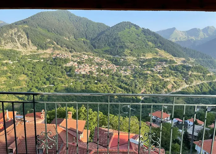 Kostis Central Loft